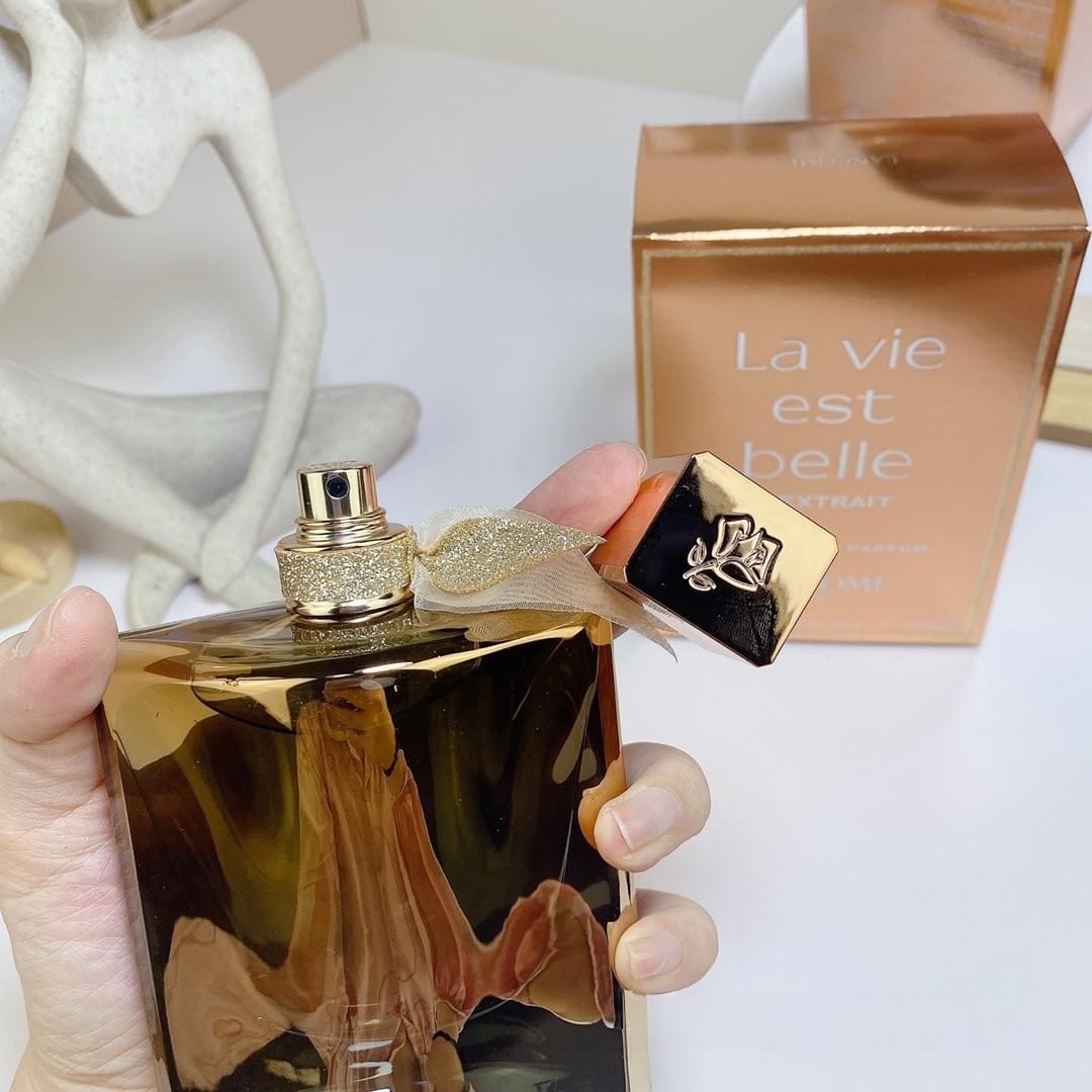 La Vie Est Belle L’Extrait de Parfum