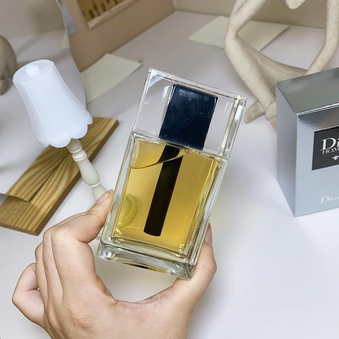 Homme Eau de Toilette (EDT)