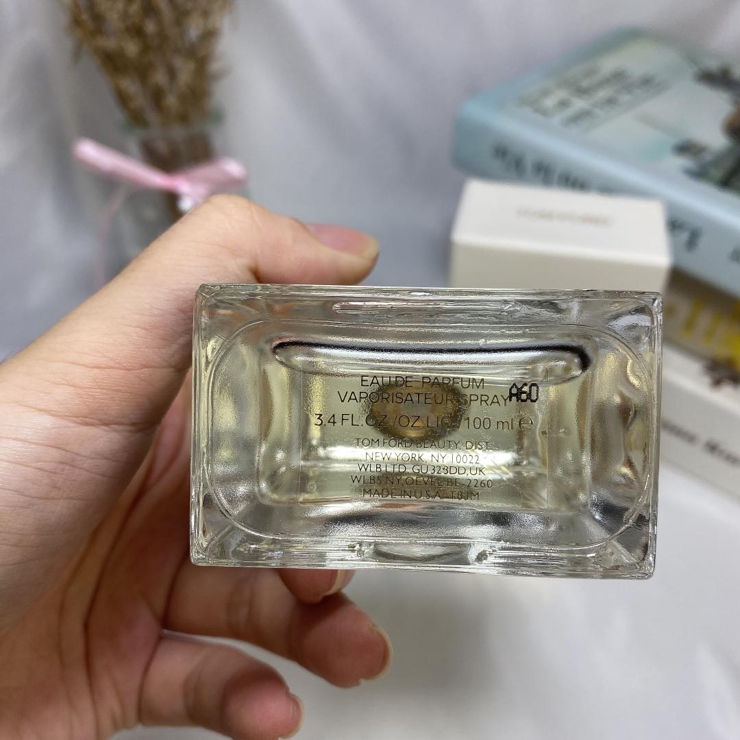 White Suede Eau de Parfum
