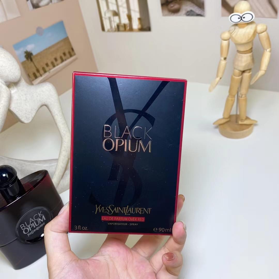 Black Opium Over Red Eau de Parfum