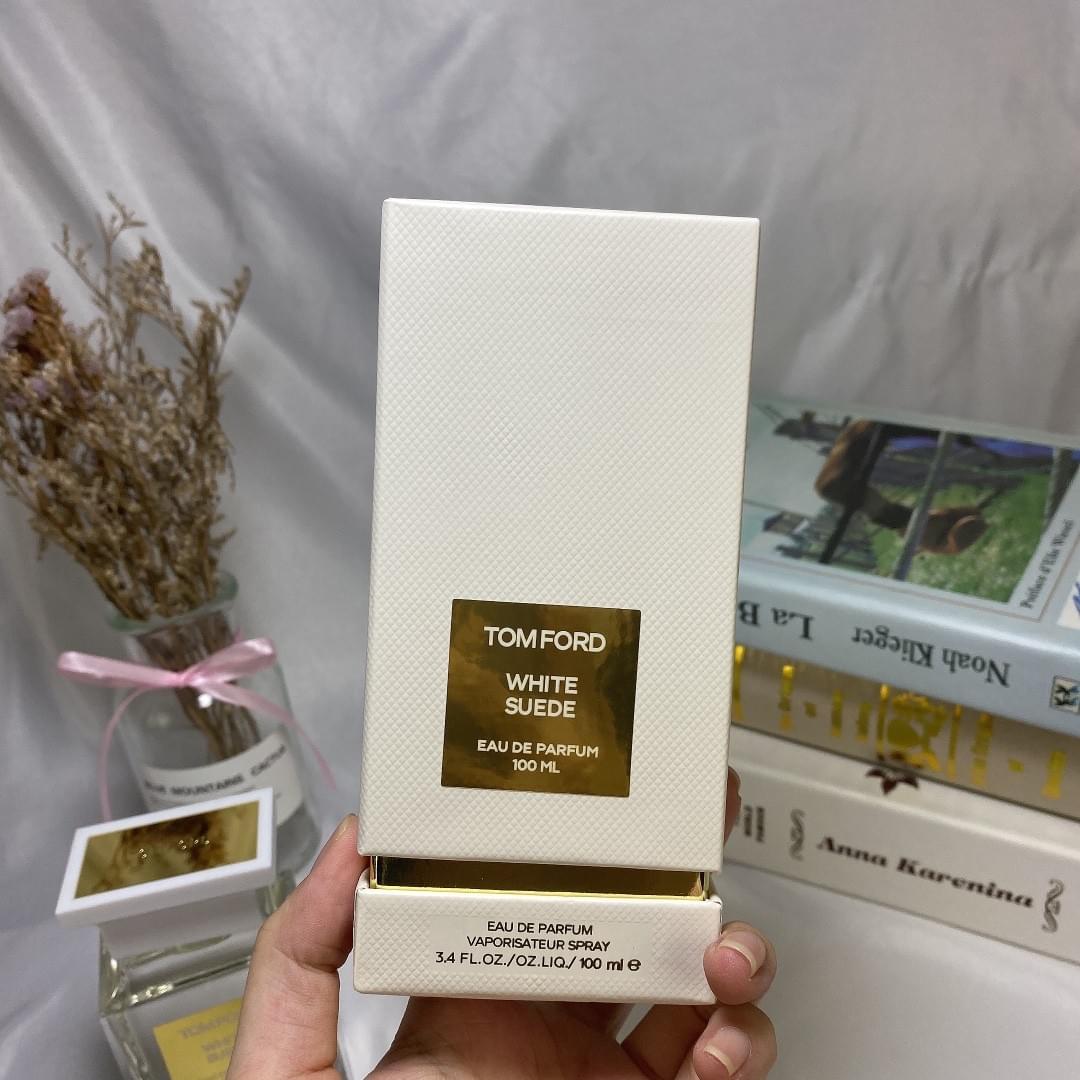 White Suede Eau de Parfum