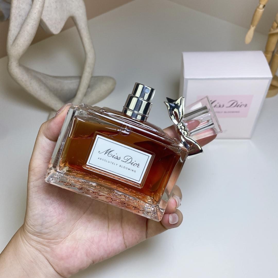Miss Dior Absolutely Blooming Eau de Parfum