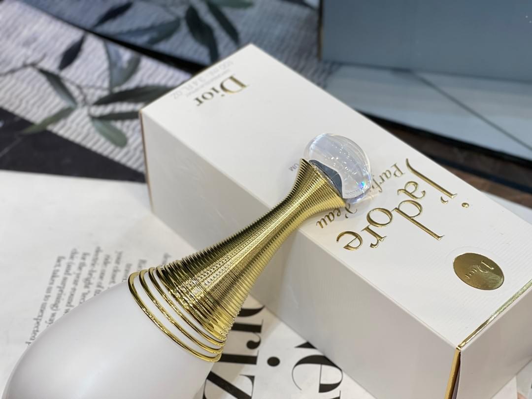 J’adore Parfum d’Eau