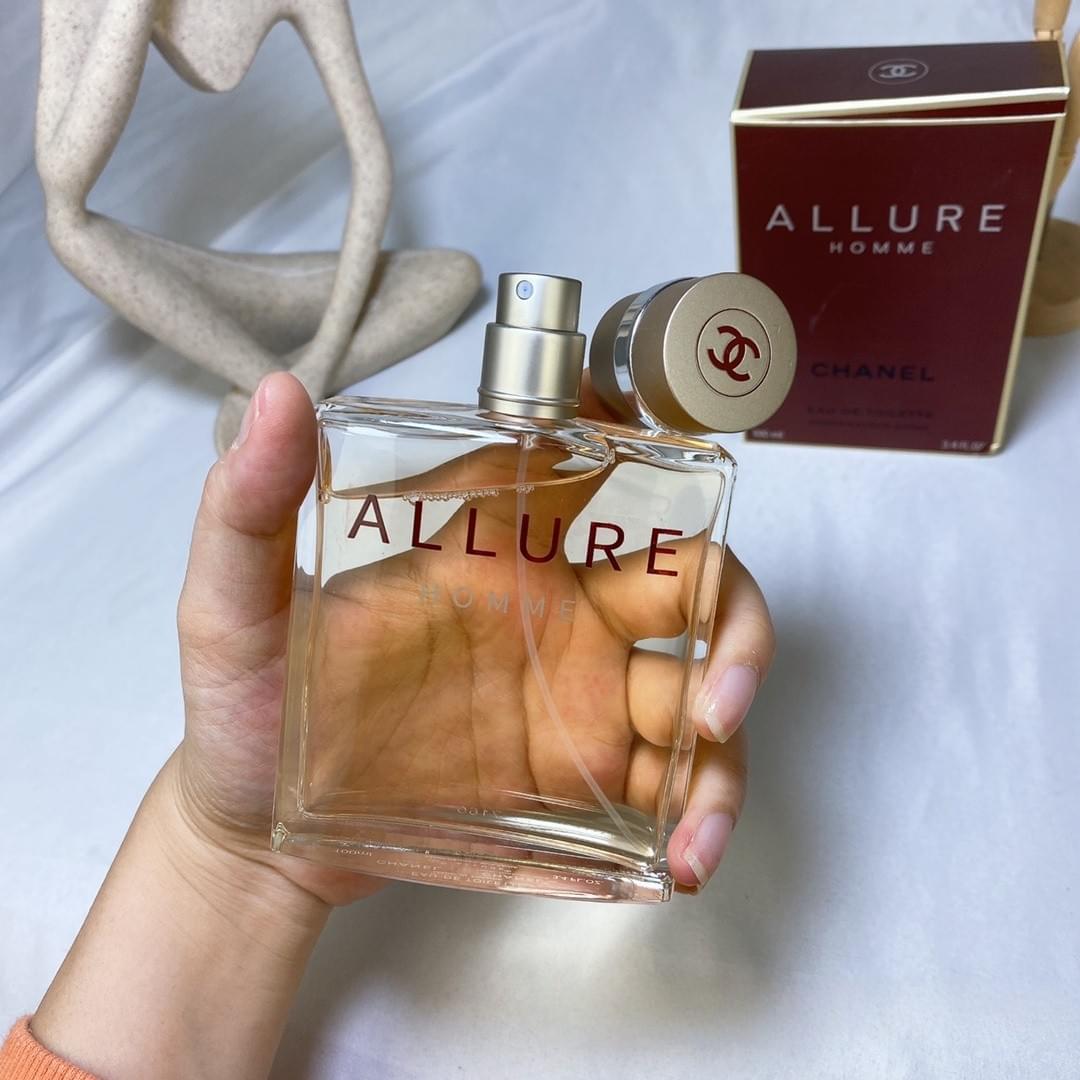 EAU DE TOILETTE