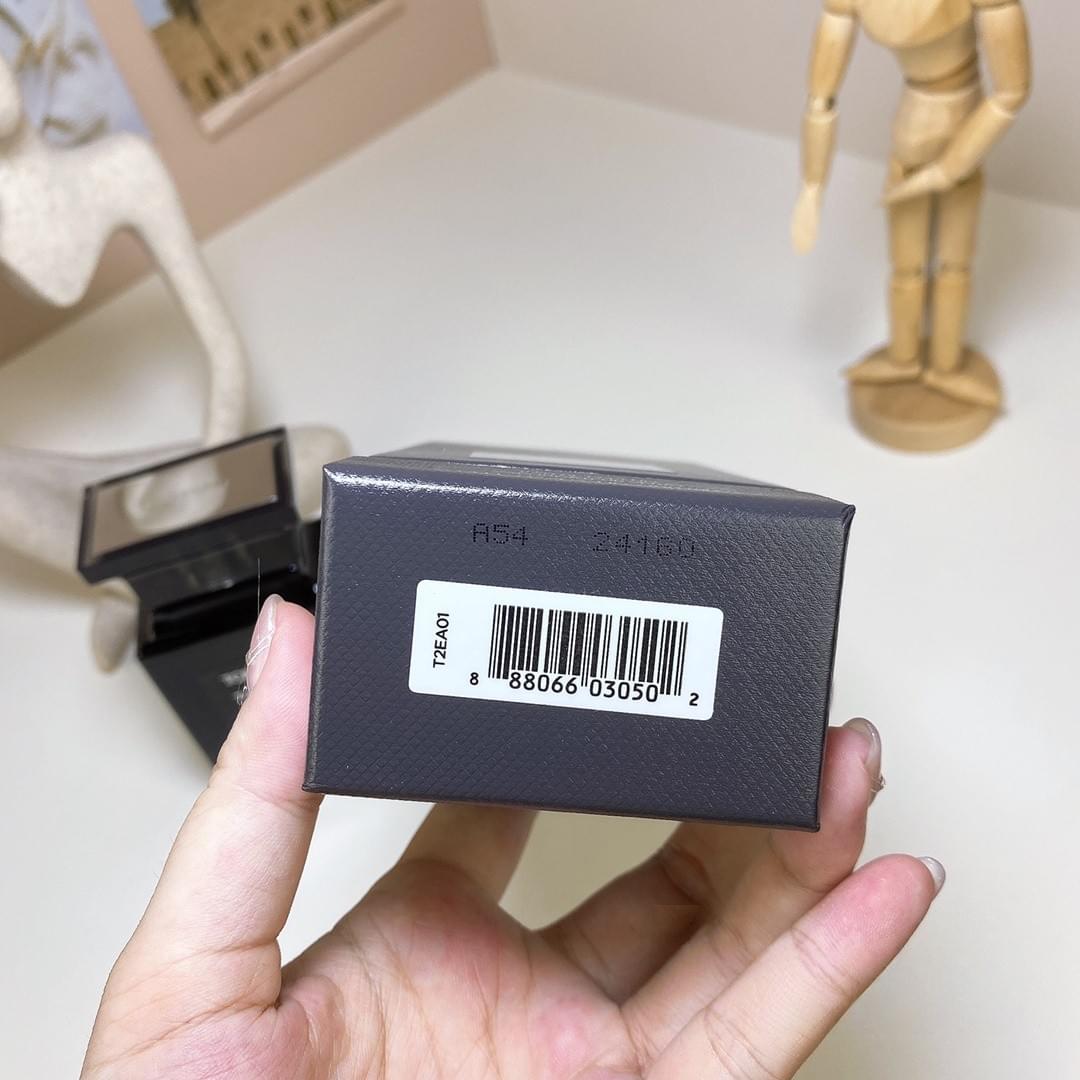 Tobacco Oud Eau de Parfum