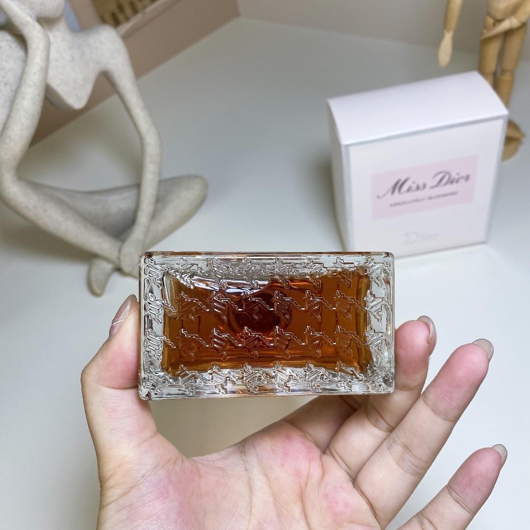 Miss Dior Absolutely Blooming Eau de Parfum