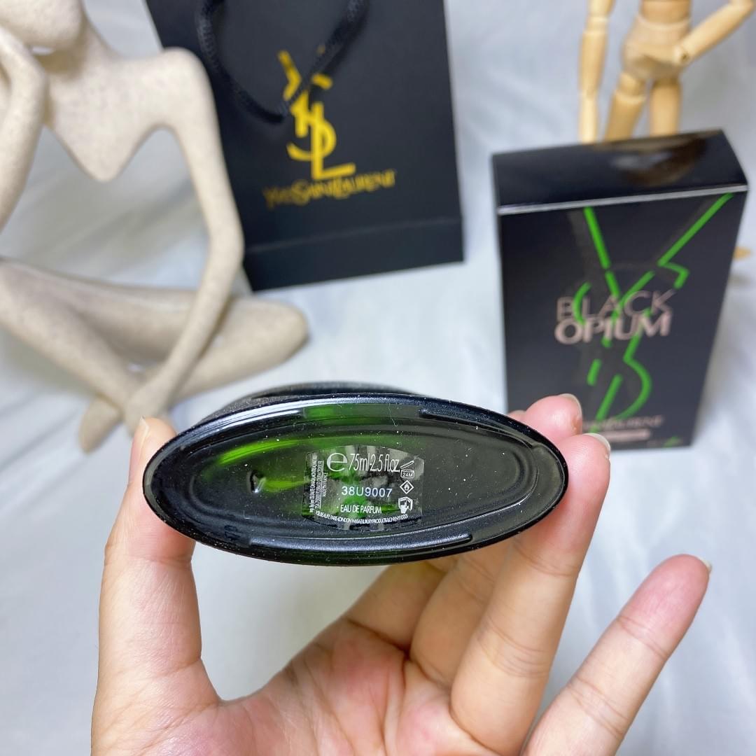Black Opium Illicit Green Eau de Parfum