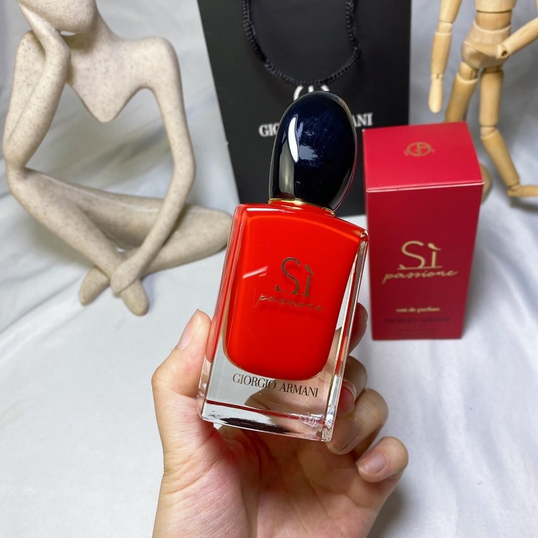 Sì Passione Eau de Parfum