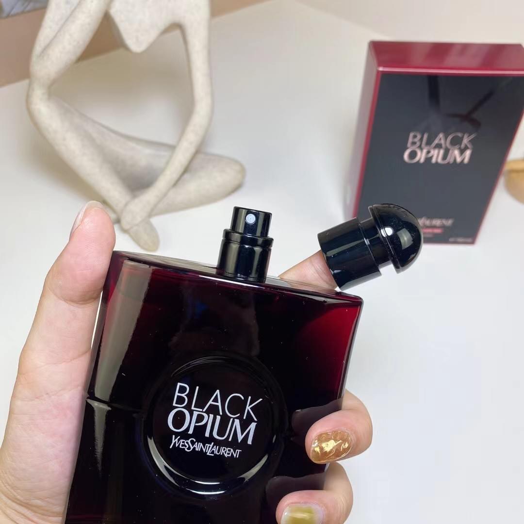 Black Opium Over Red Eau de Parfum