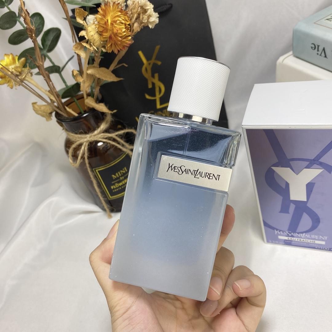 Y Eau Fraîche