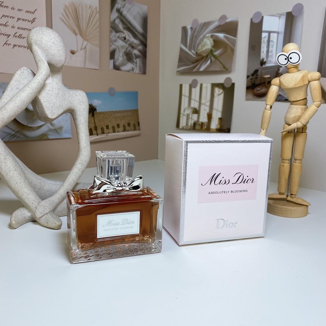 Miss Dior Absolutely Blooming Eau de Parfum