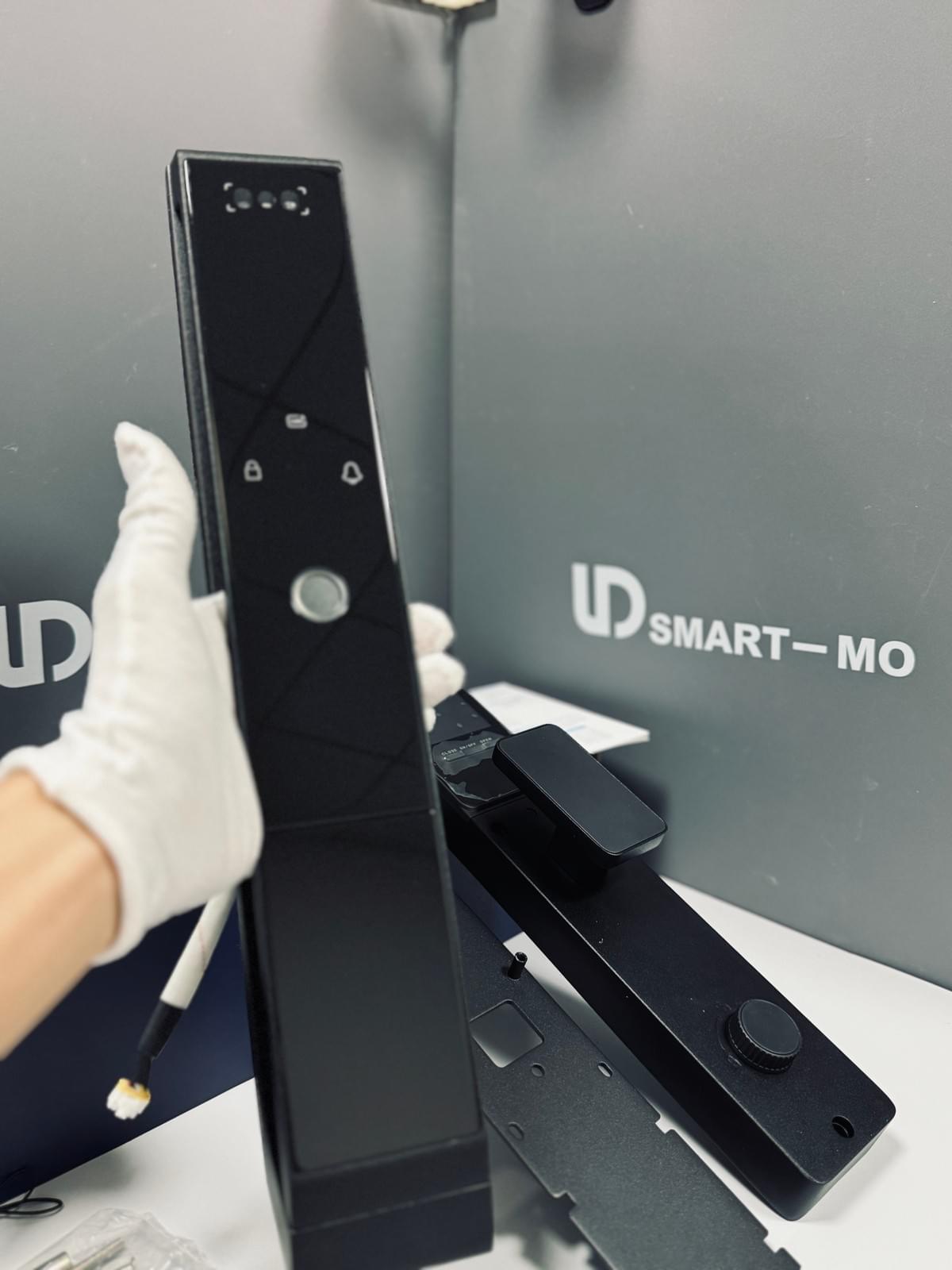 P20-Unlock the Future with a Touch.