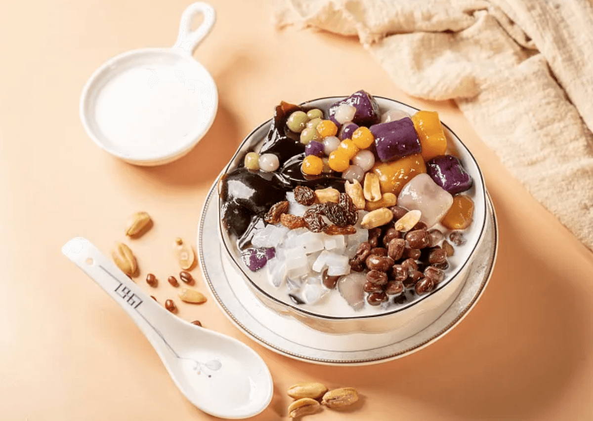 Guangzhou CuiSine — Street & Small-Plate Snacks