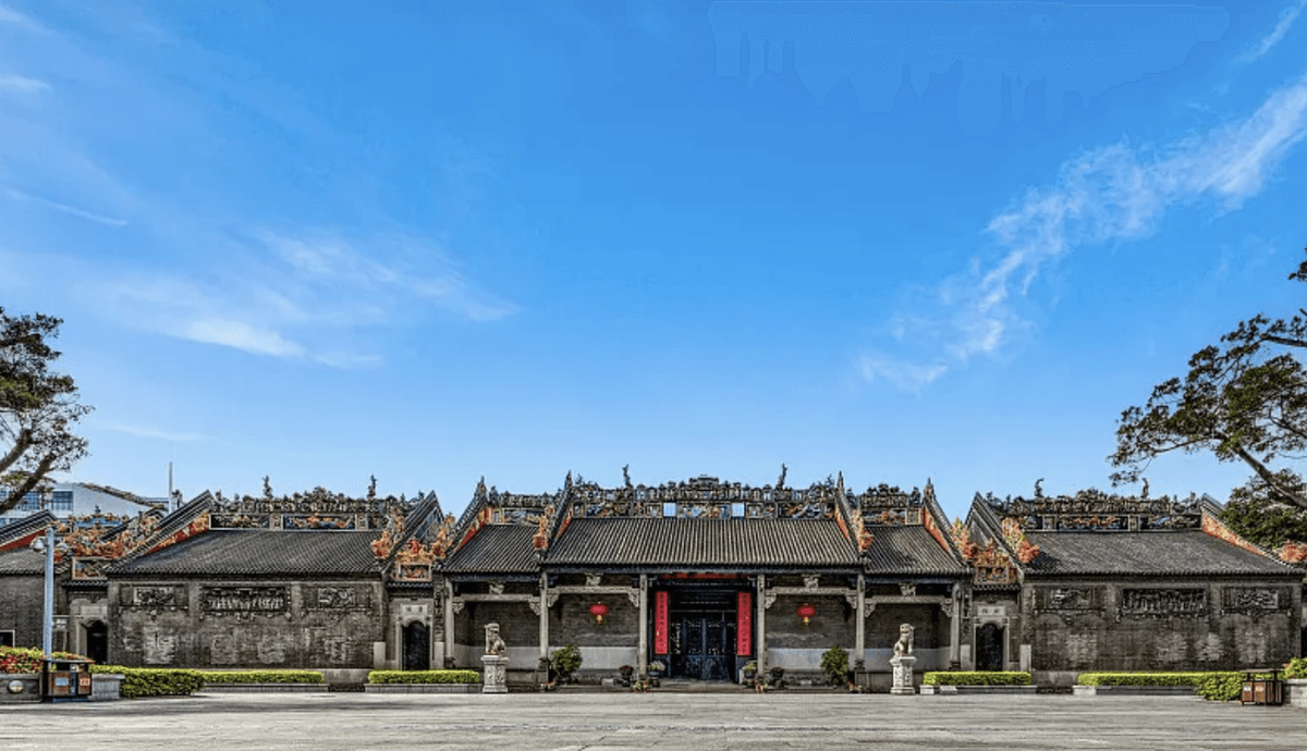 Chen Clan Ancestral Hall — A Frozen Art Treasury and the Heartbeat of Lingnan Culture in Guangzhou