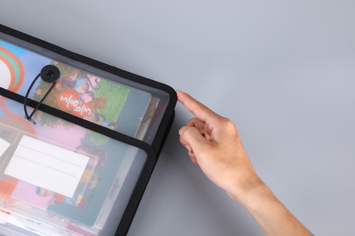 A4 sized briefcase/TB-710