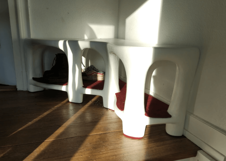 Experience the future of living with our innovative furniture! Sustainable furniture made of paper Manufacturing of furniture from fiber casting. So far, prototypes exist, the next step is a fiber casting mold.