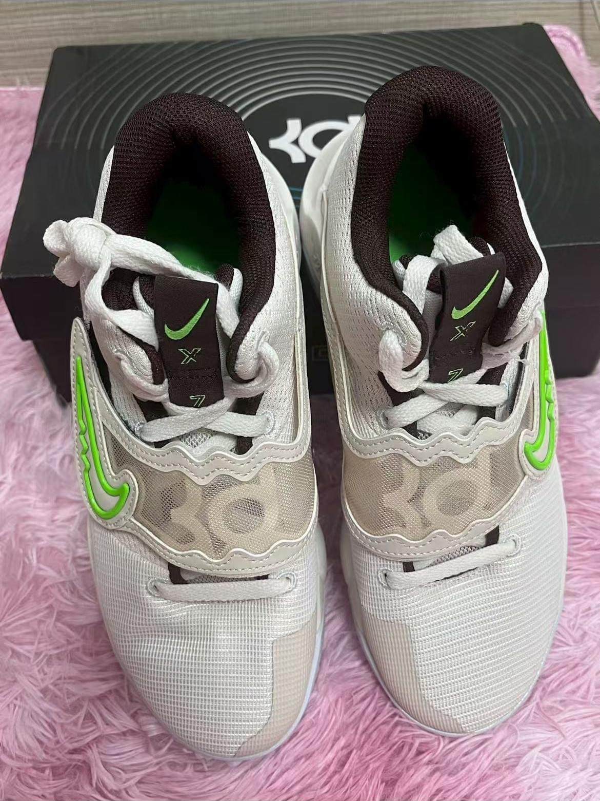 Nike KD 5  [25 Colorways]