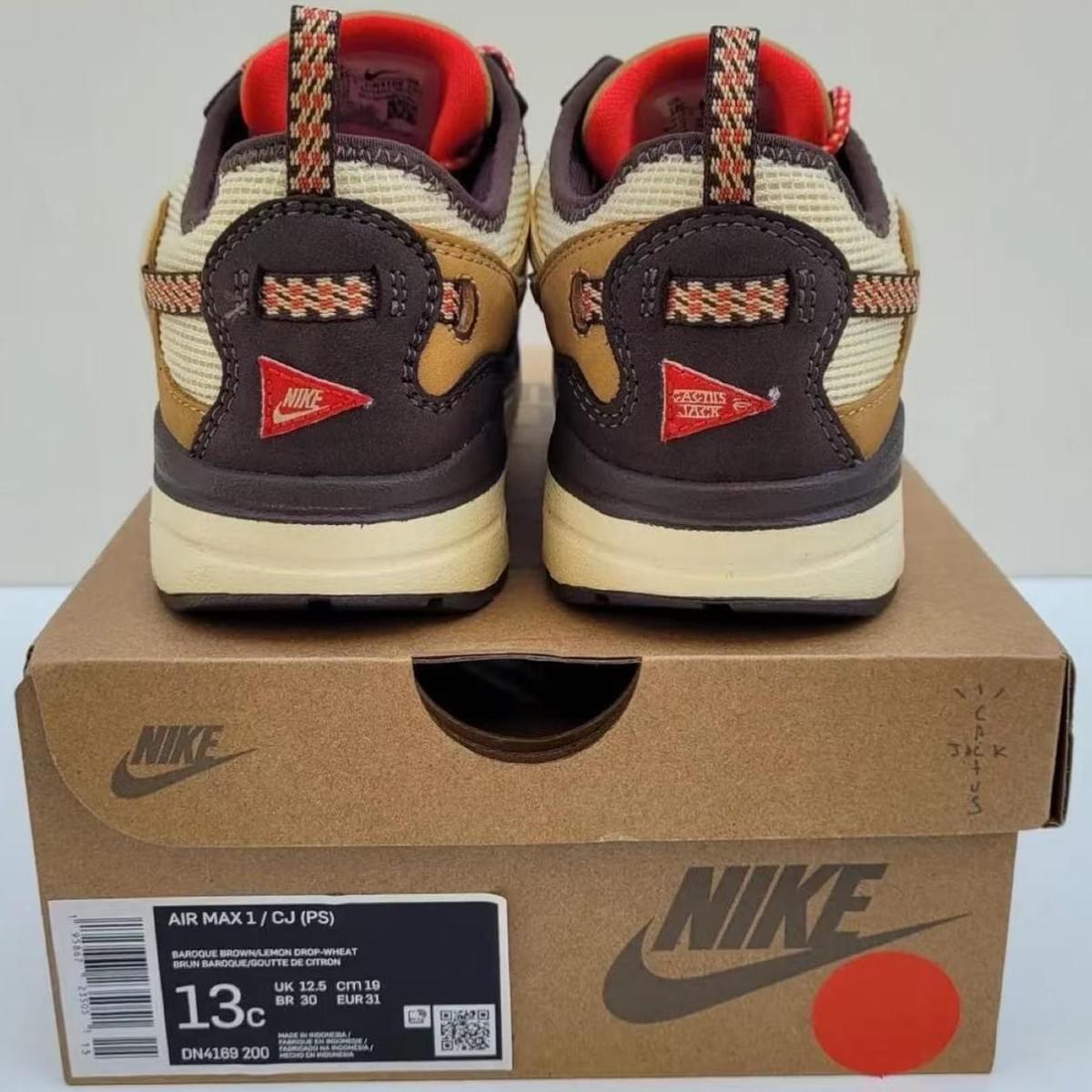 Travis Scott x  Nike Air Max 1 