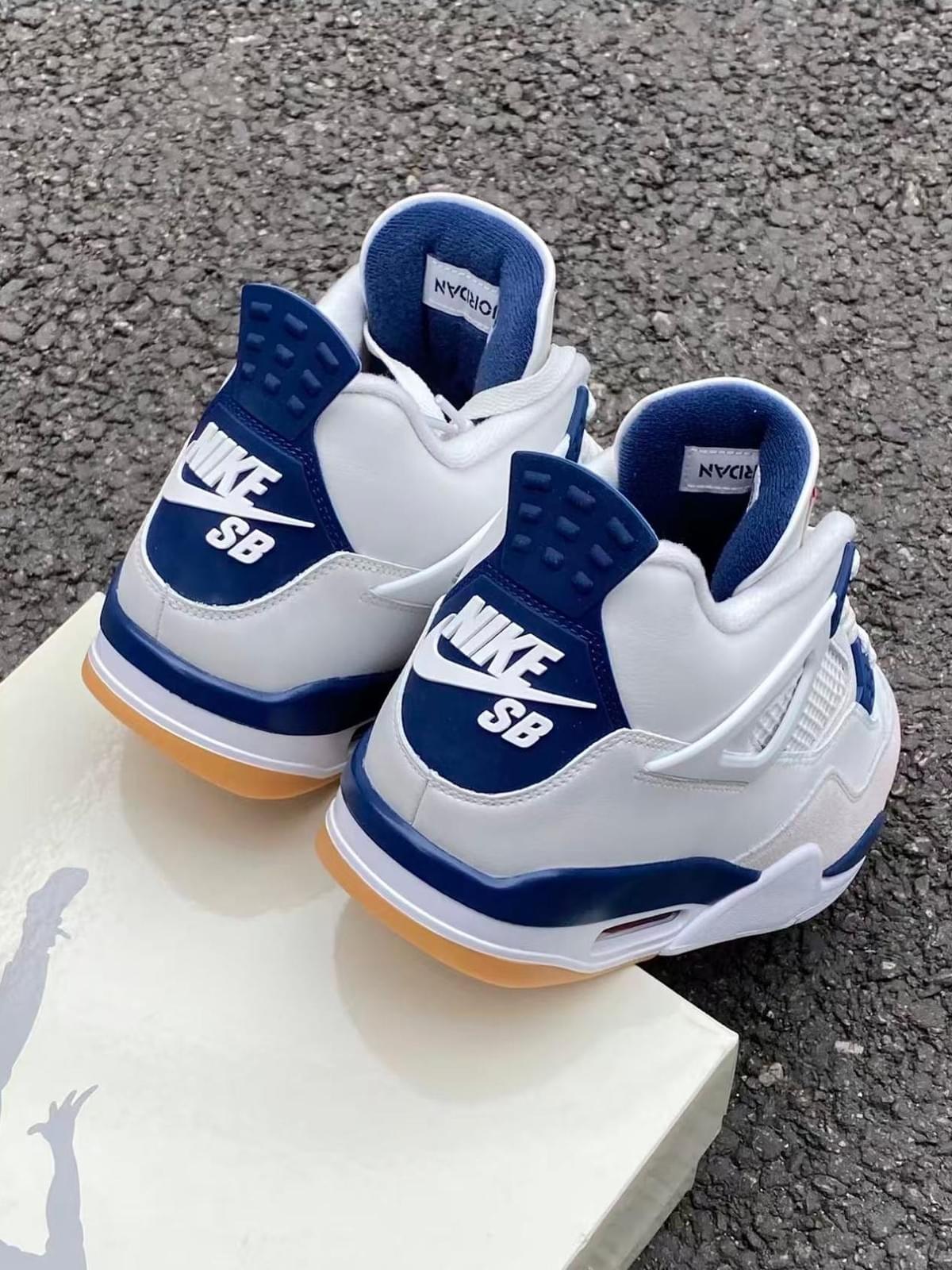 Nike SB x Jordan Air Jordan 4 