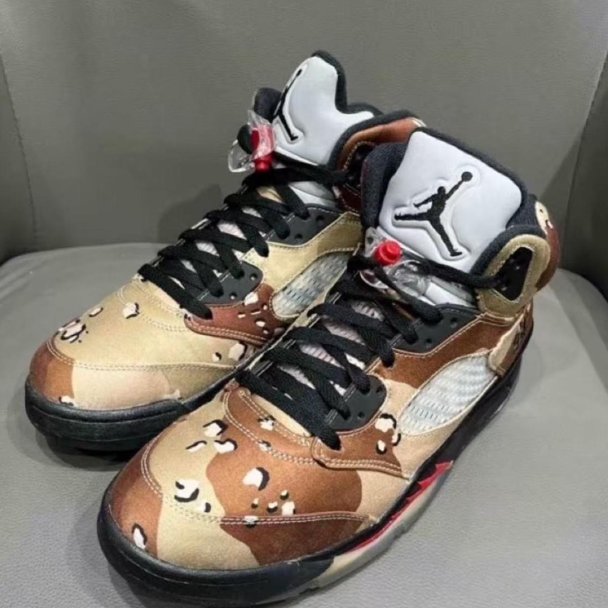 Supreme x Jordan Air Jordan 5 Retro Desert Camo