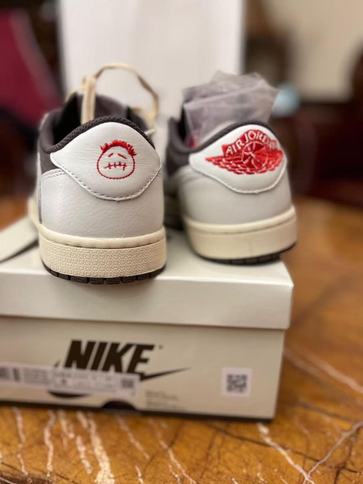 Travis Scott x Jordan Air Jordan 1