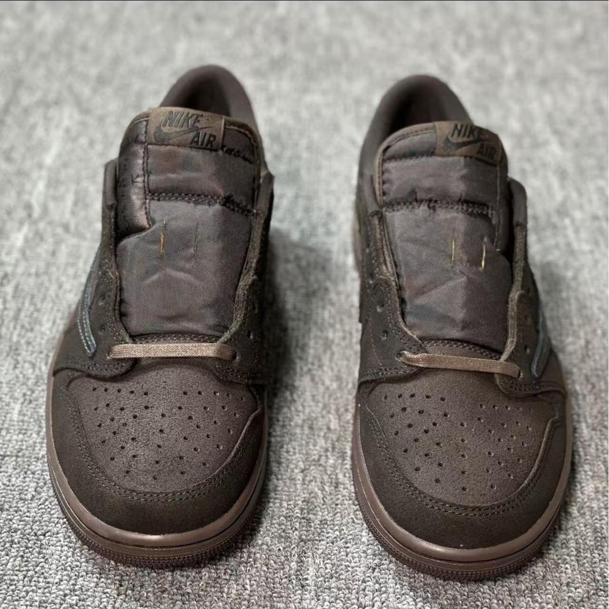 Travis Scott x Jordan Air Jordan 1 Low OG “Velvet Brown” 9.0