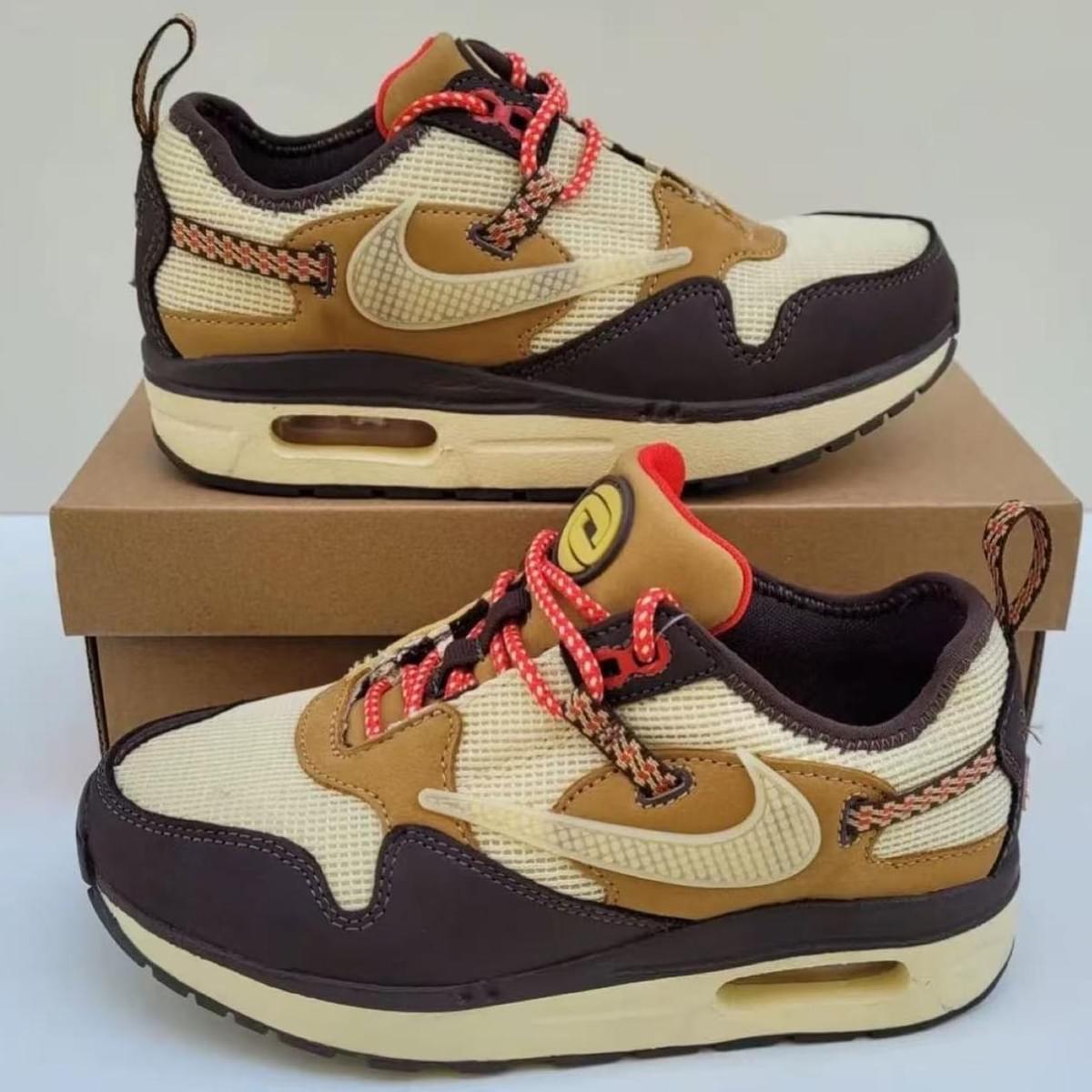 Travis Scott x  Nike Air Max 1 