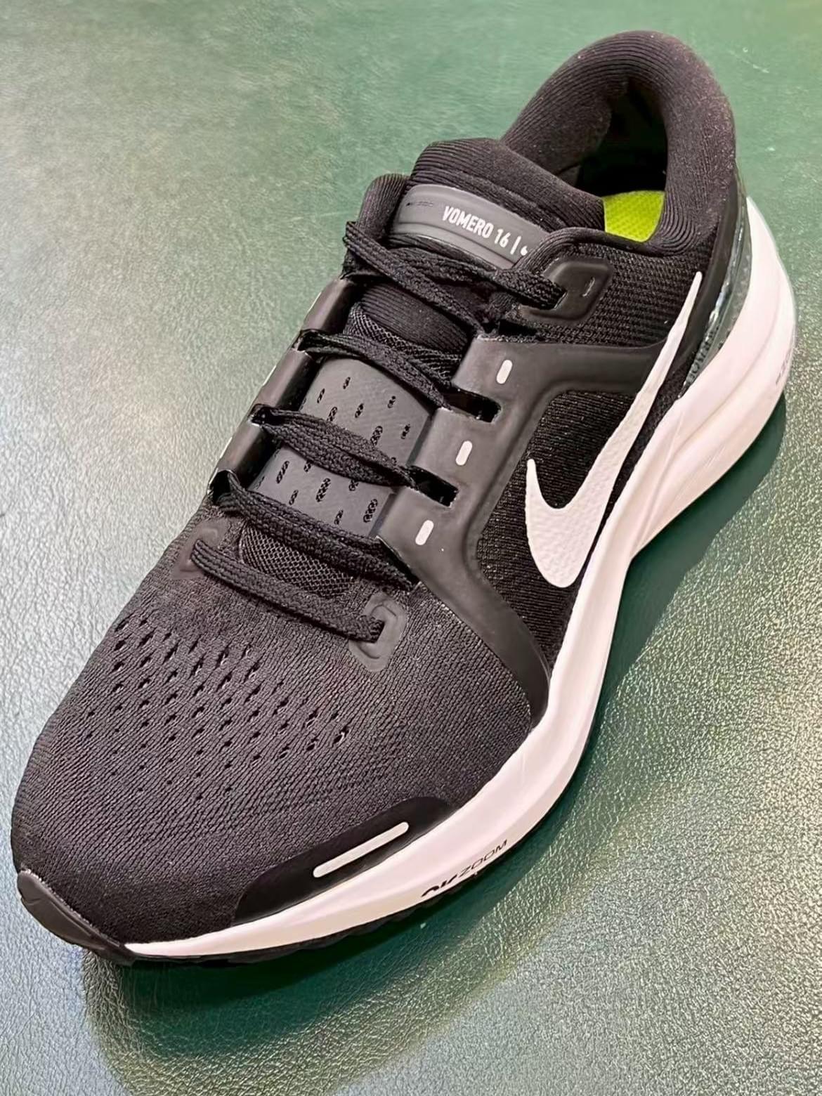 Nike Zoom Vomero 16  [7 Colorways]