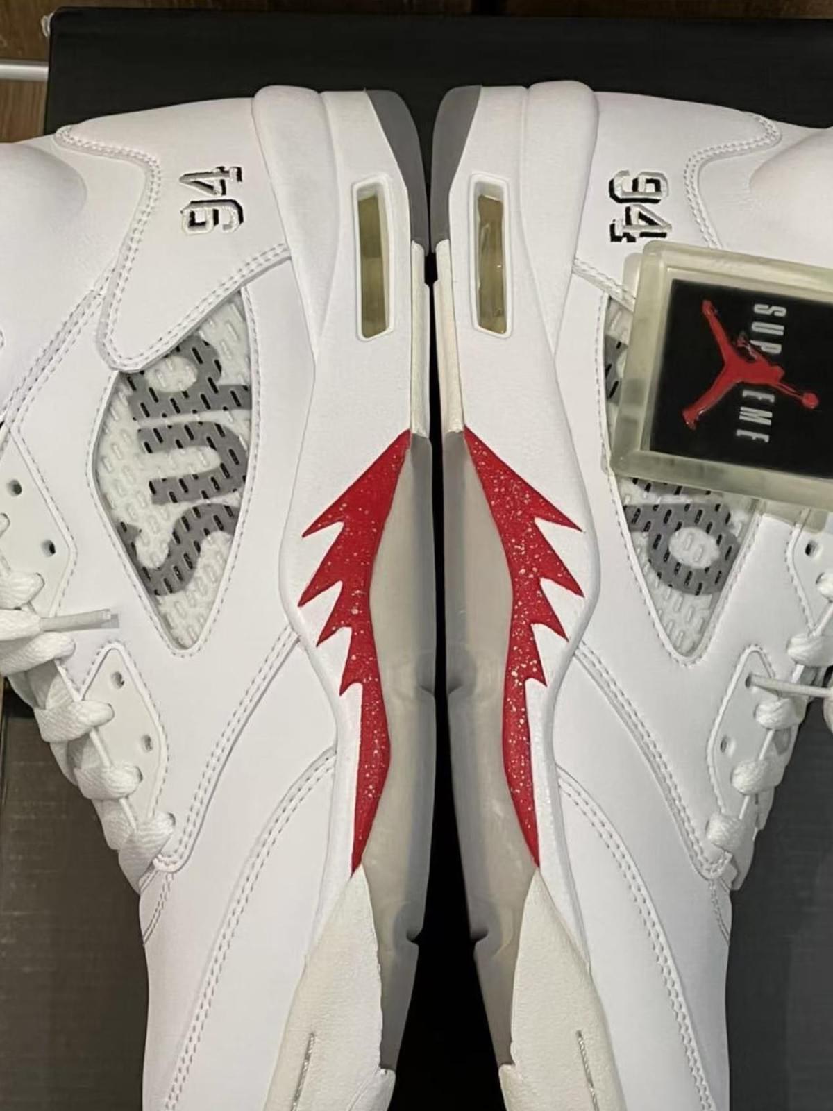 Supreme x Jordan Air Jordan 5 Retro White