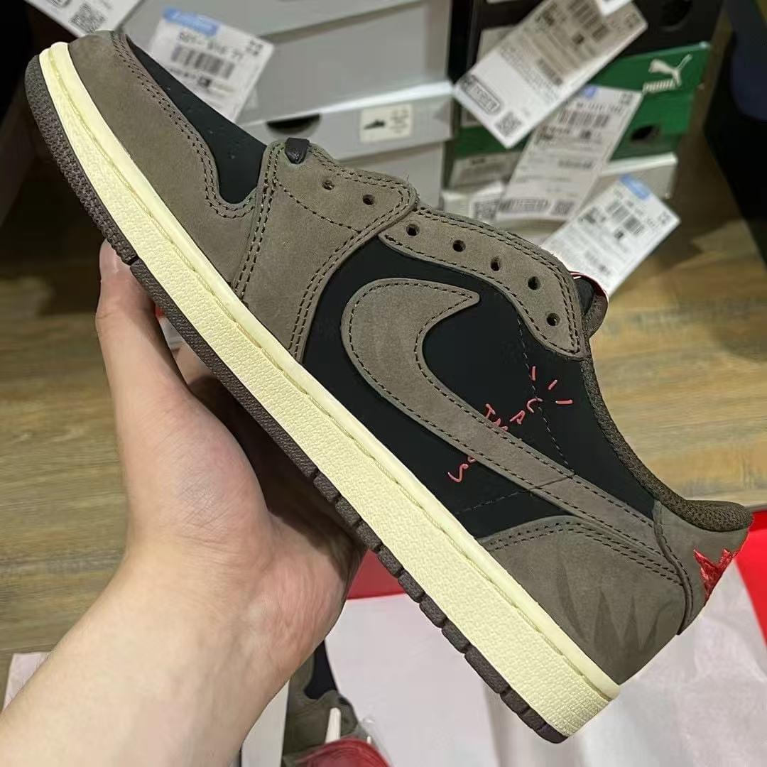 Travis Scott x Jordan Air Jordan 1 Low OG  TS SP  **super discount