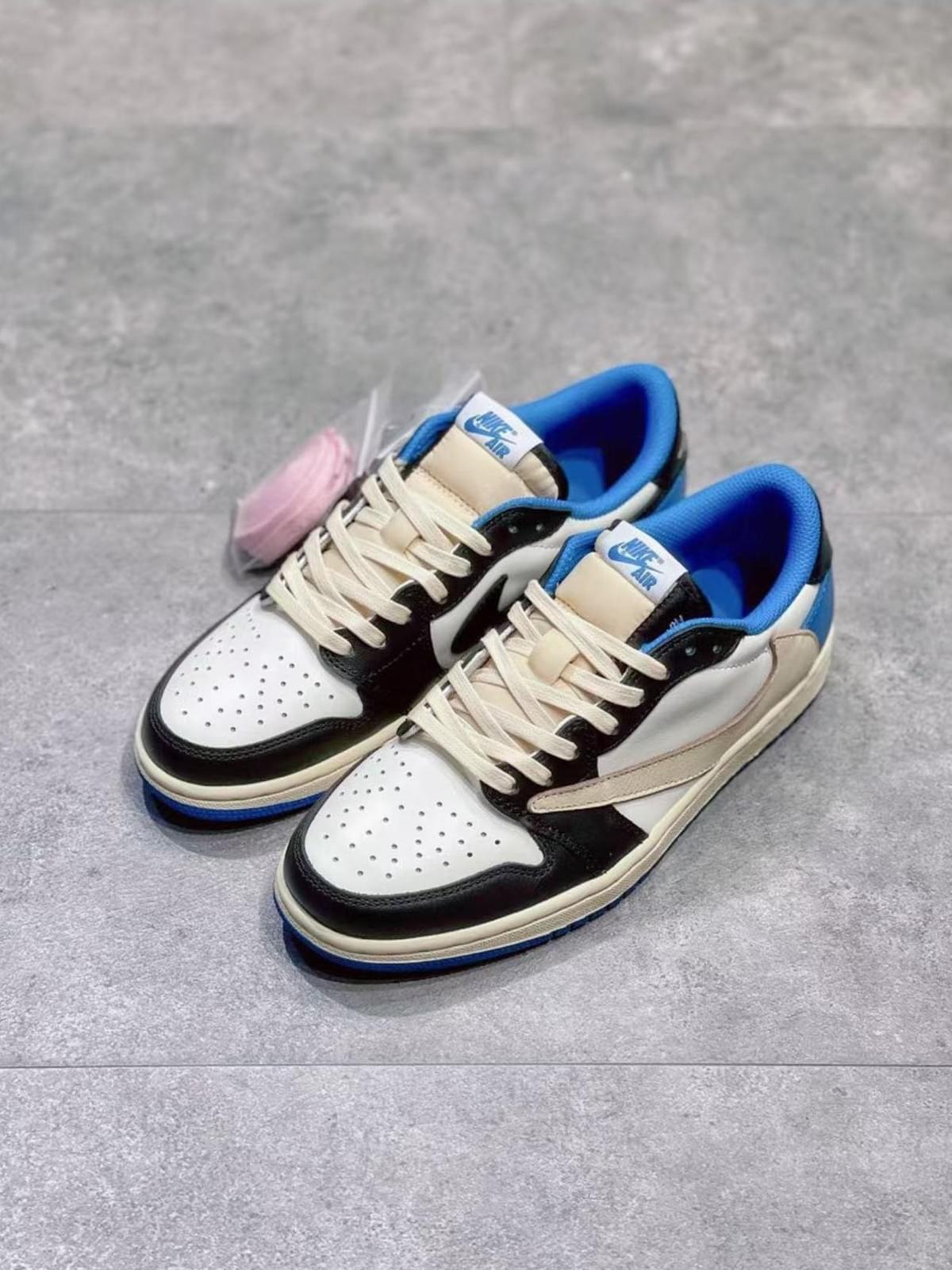 Travis Scott x Fragment Design x Jordan Air Jordan 1 Low OG SP