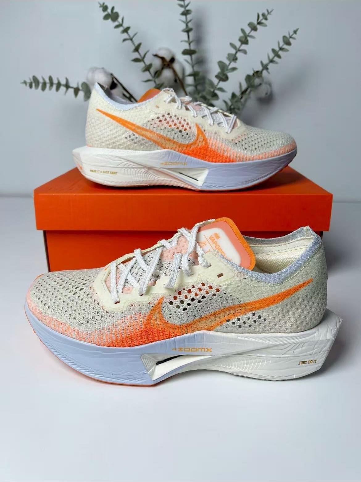 Nike ZoomX Vaporfly 3  [7 Colorways]