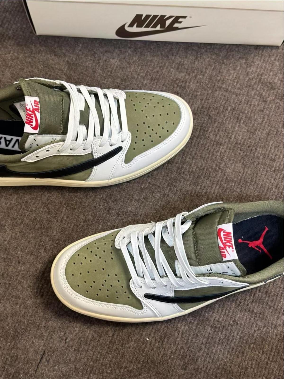 Travis Scott x Jordan Air Jordan 1 8.0 Low OG 