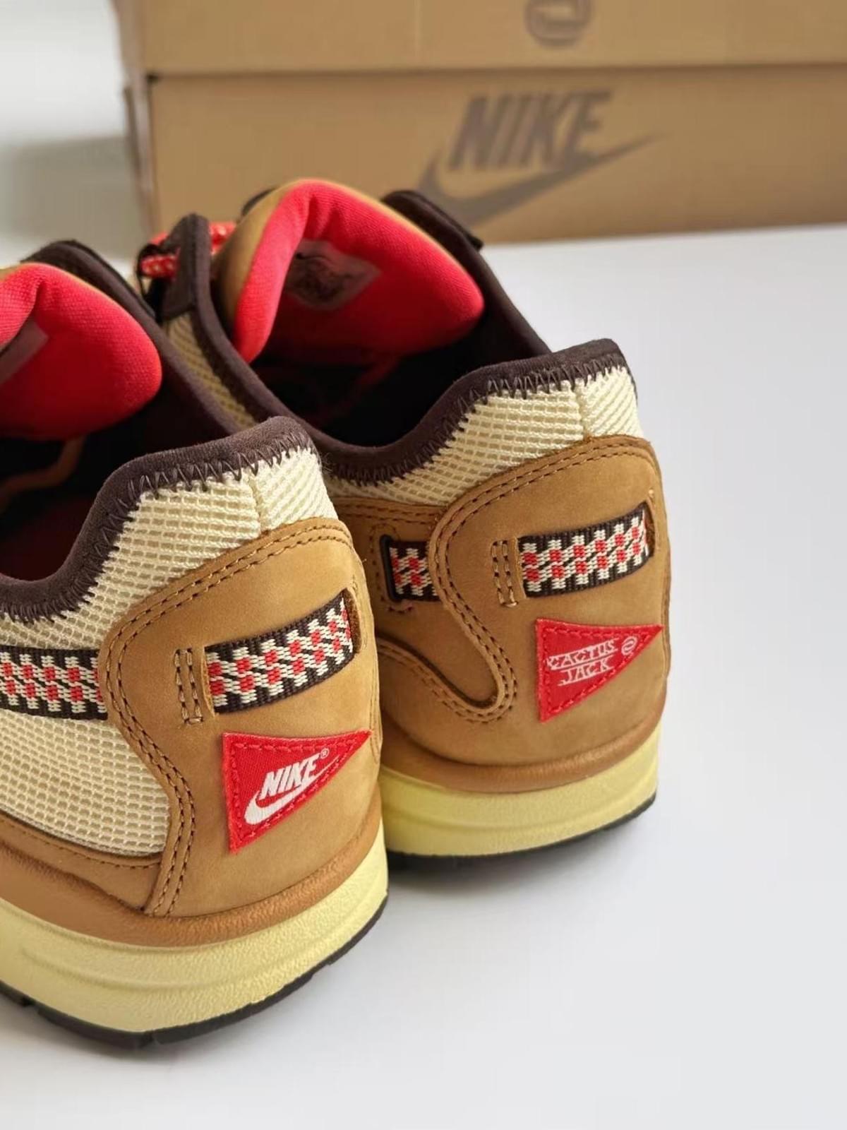 Travis Scott x  Nike Air Max 1 