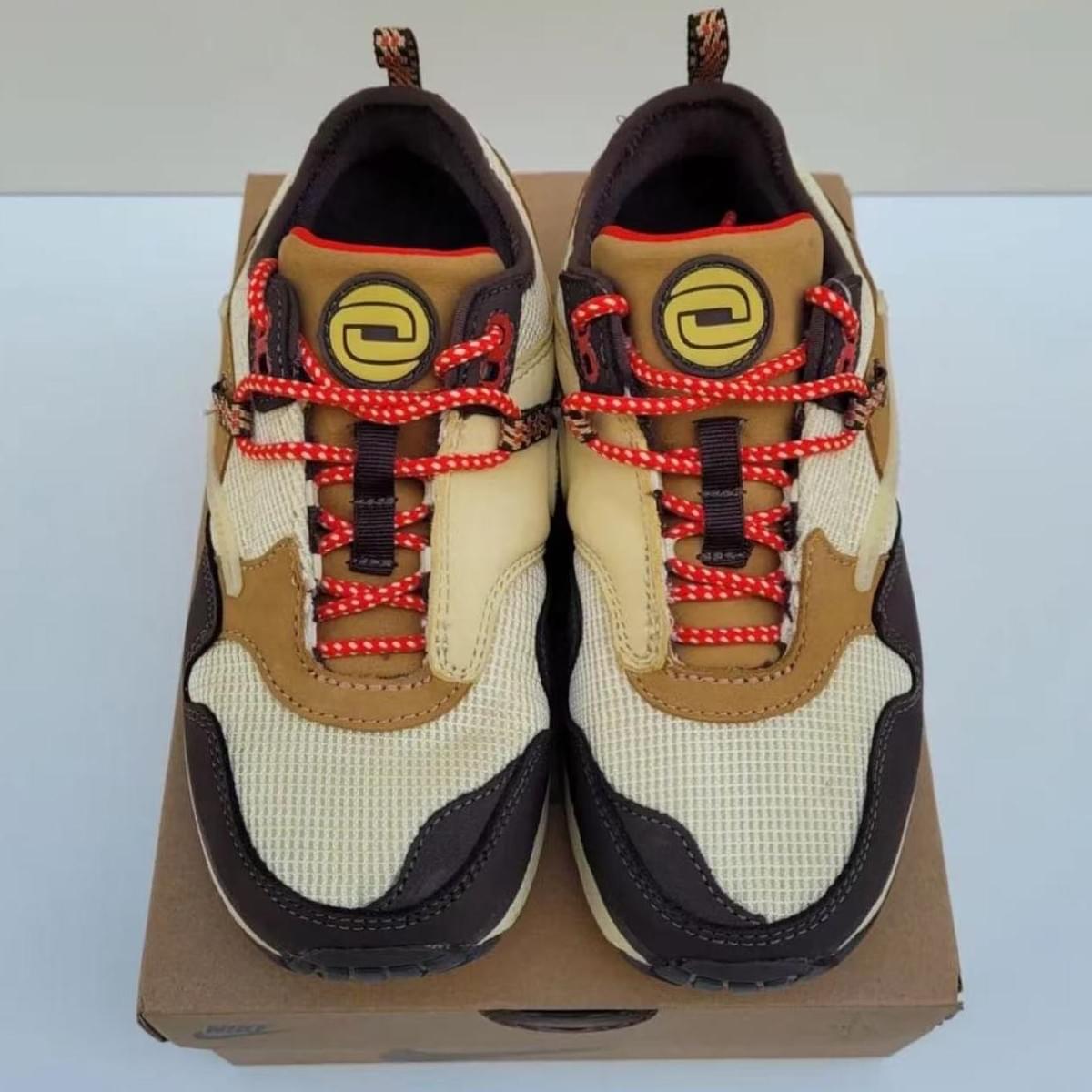 Travis Scott x  Nike Air Max 1 