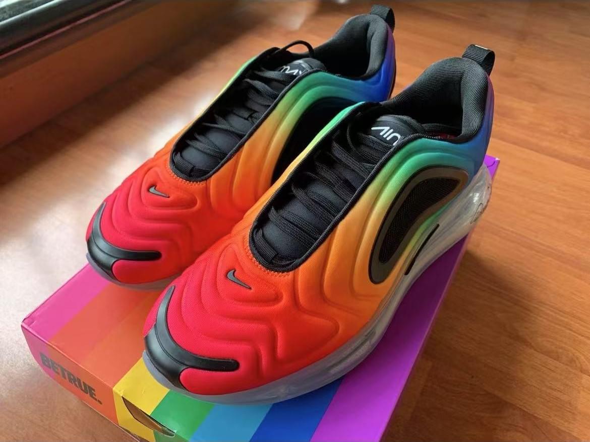 Nike Air Max 720  [21 Colorways]