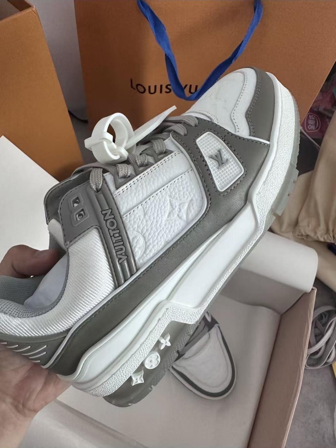 LOUIS VUITTON Trainer  [28 Colorways]