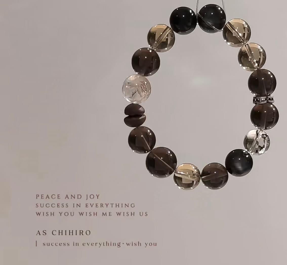 According to personal preferences and the Five Elements of the I Ching, customize crystals