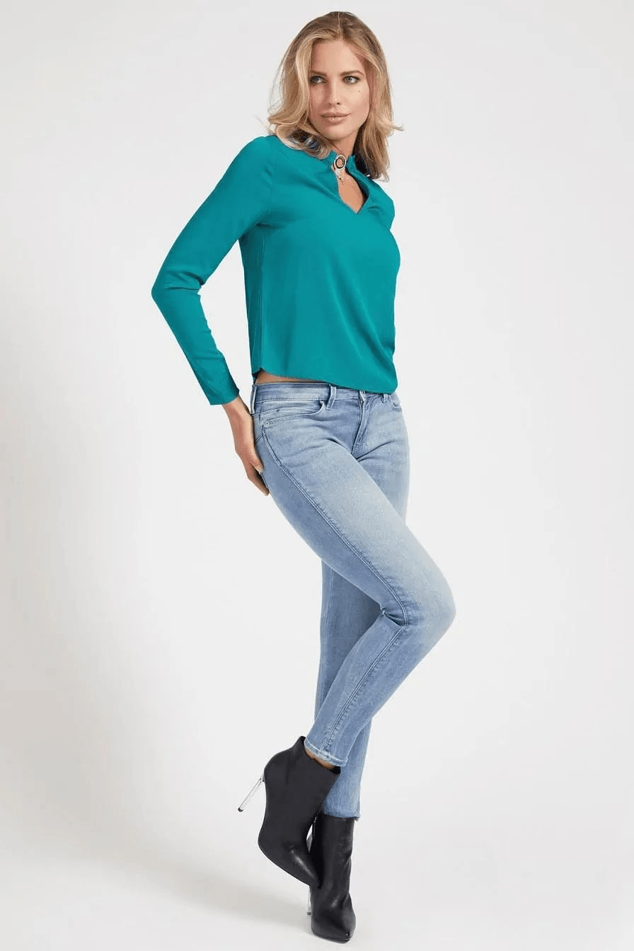 Guess Jean extensible 5 poches bleu clair pour femme