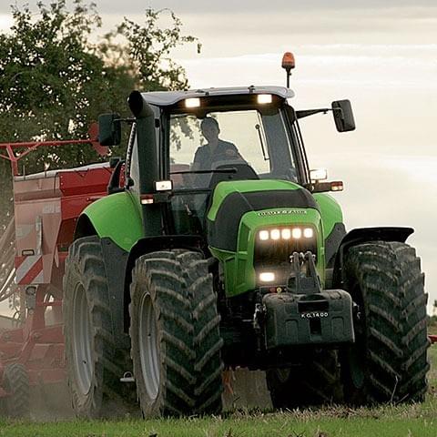 Provide comprehensive technical support services to ensure that your problems during use can be quickly resolved. technical support Our service Import and export agricultural machinery sales German Deutz tractor