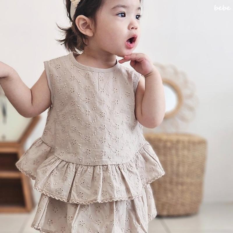 韓國-bebenine蕾絲包屁套裝