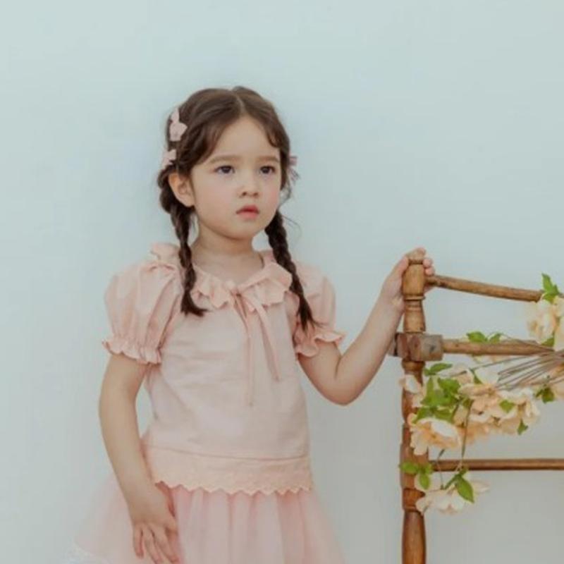 韓國-COCO Ribbon粉色蕾絲邊上衣