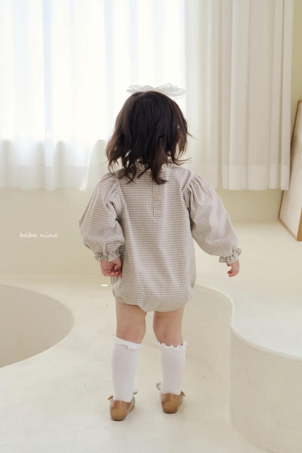 【預購】刺繡雕花包屁衣