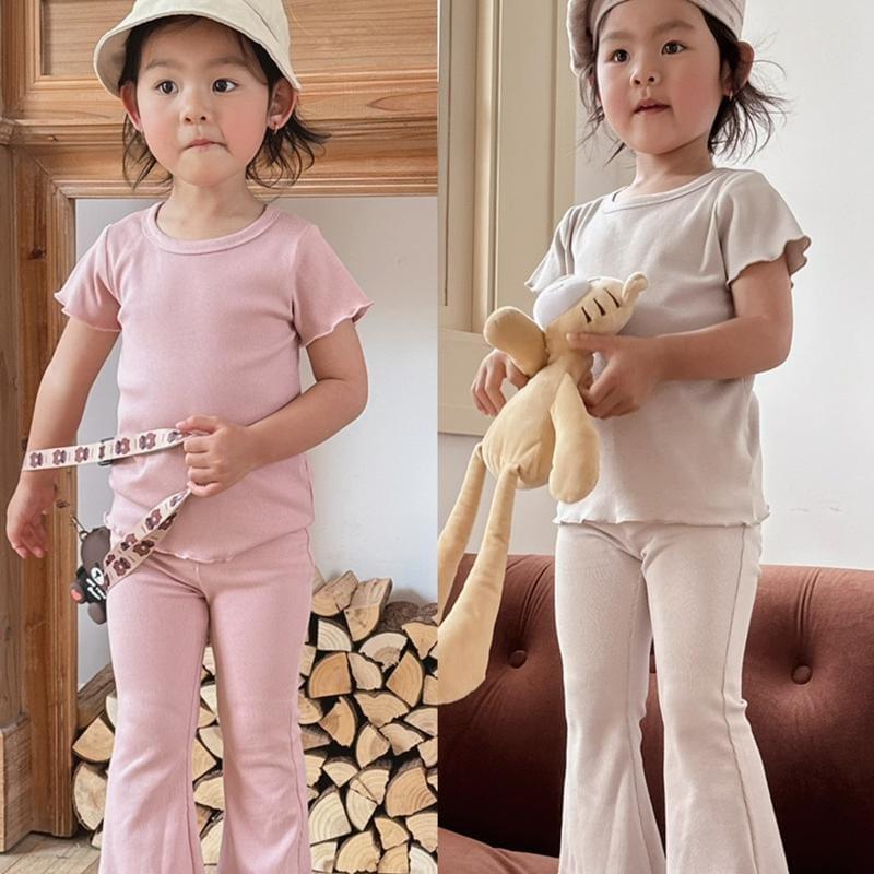 針織木耳邊套裝