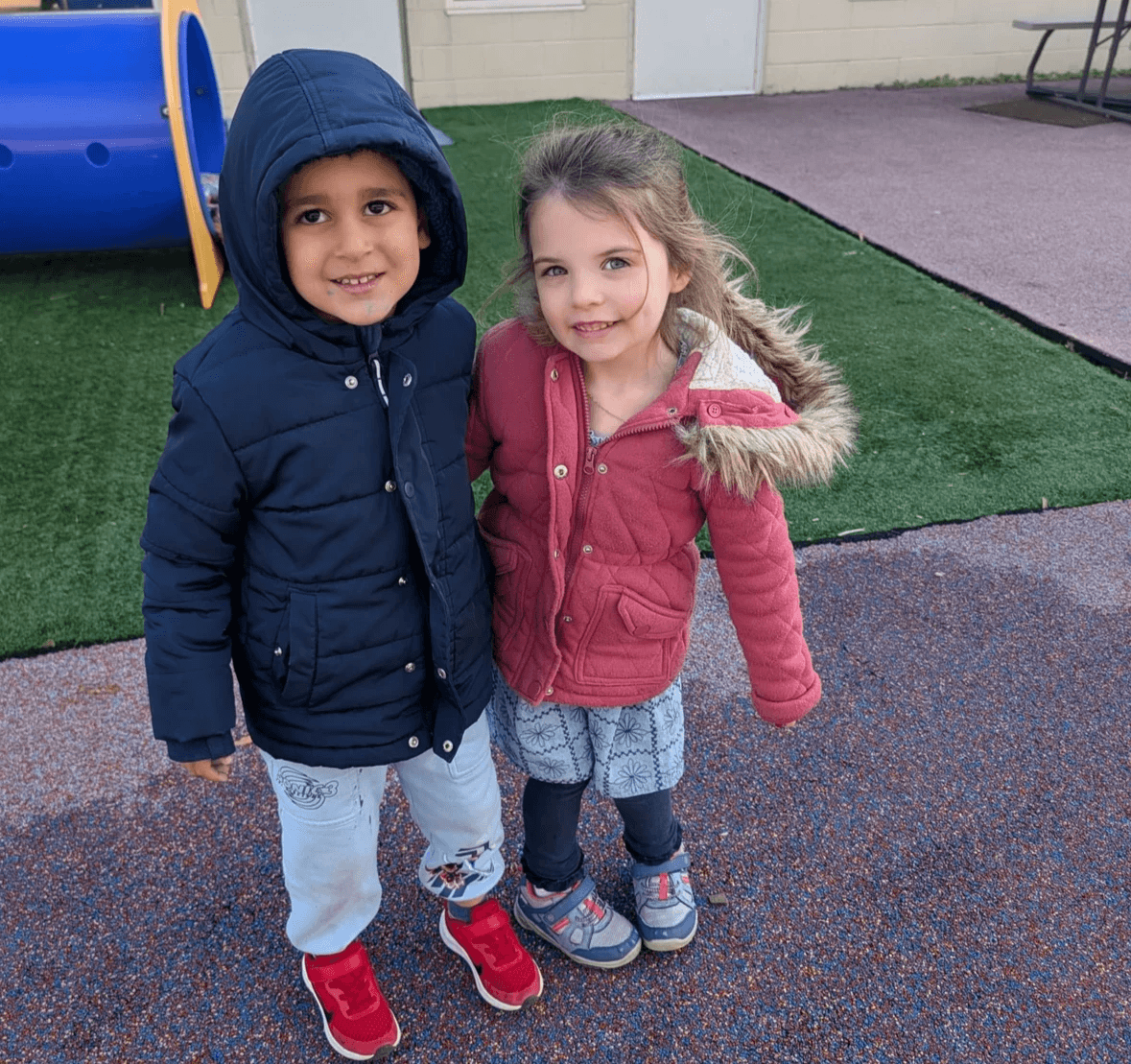 Our outdoor exploration trips provide children with the opportunity to connect with nature and develop essential life skills. Through hiking, camping, and team-building exercises, we promote teamwork, resilience, and a love for the environment, inspiring the next generation of responsible global citizens. Outdoor Exploration Trips What We Offer Creating Young Globetrotters from the Heart of Loudoun County!