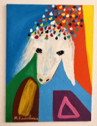 ציור מופשט של דמות בעלת פנים לבנות עם כתמי צבע צבעוניים ורקע כחול, אדום וצהוב