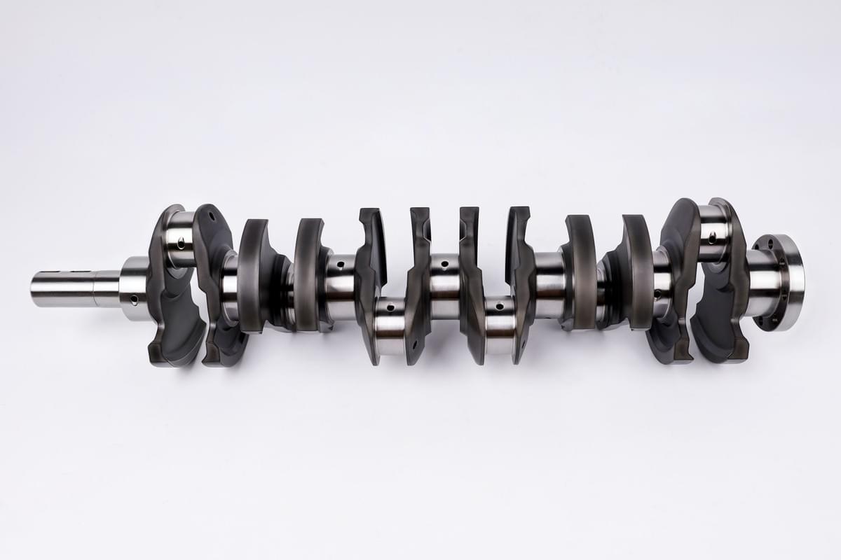 Discover Our Custom Crankshaft Solutions Elevate Your Engine's Performance The 4340 steel forged Custom crankshafts factory and billet crankshafts manufacturer supplying to 140 countries customers'racing cars engines.
