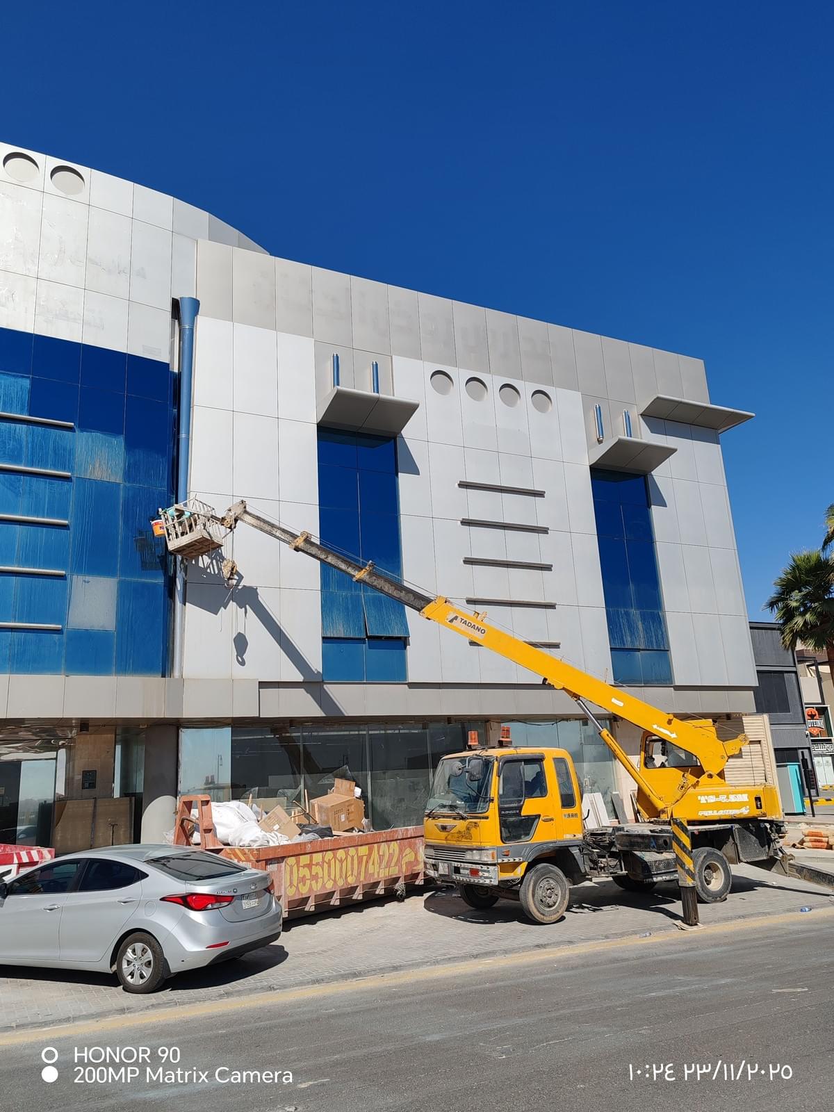 شركة تنظيف واجهات زجاجية المباني الخارجية بالرياض اتصل الان على الرقم 0537152990