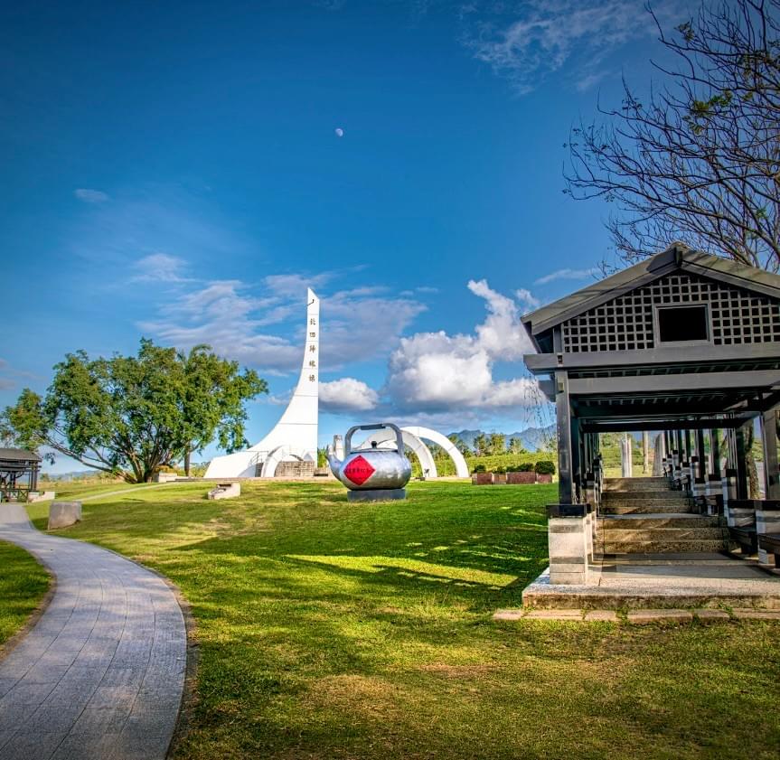 Participate in various cultural activities, deeply experience the characteristics and customs of Ruishui. cultural experience activity The services we provide Introduction to the local real estate, cultural landscape, travel itinerary, food shops, and other information in Ruifeng.