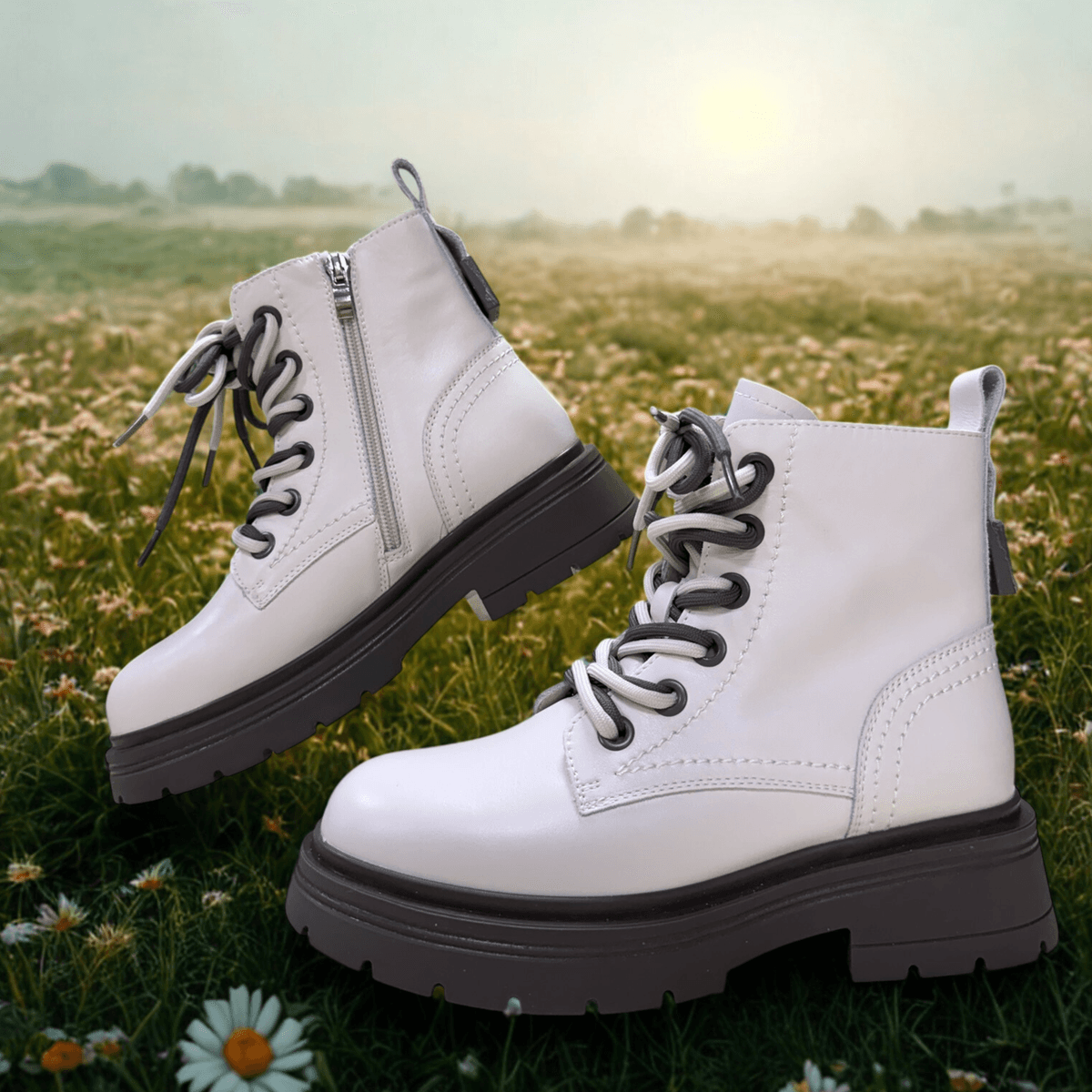 Hush Puppies 雙繩率性厚底真皮馬丁靴